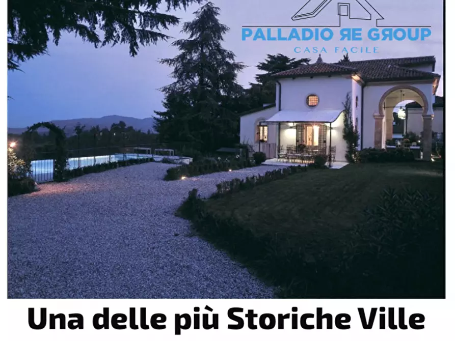 Immagine 1 di Villa in vendita  in Via X Giugno a Vicenza