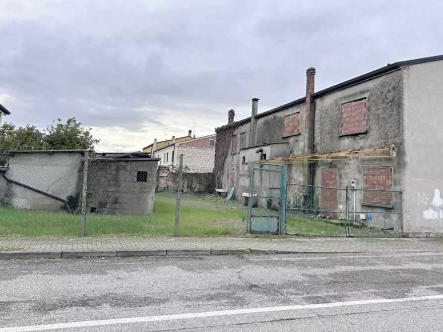 Immagine 13 di Casa indipendente in vendita  a Arcole