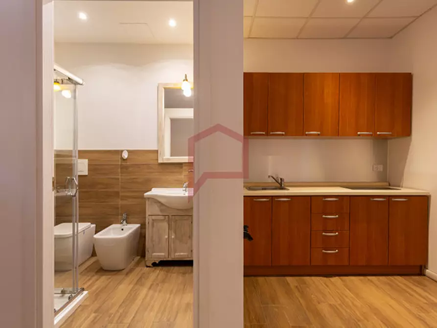 Immagine 4 di Negozio in vendita  in Carpenedo a Venezia