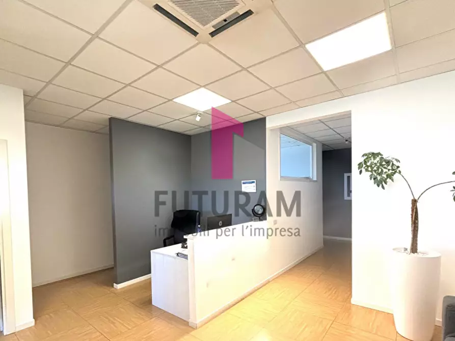 Immagine 4 di Ufficio in vendita  in via Germania a Vigonza