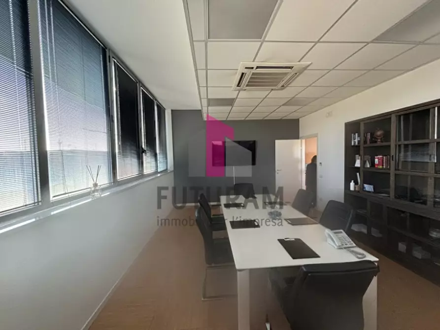 Immagine 7 di Ufficio in vendita  in via Germania a Vigonza