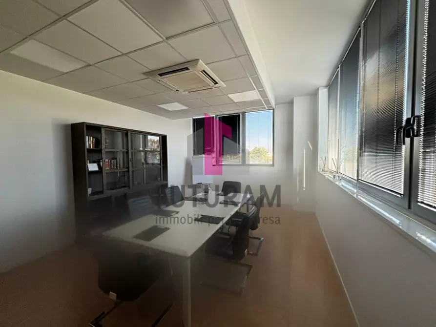 Immagine 8 di Ufficio in vendita  in via Germania a Vigonza