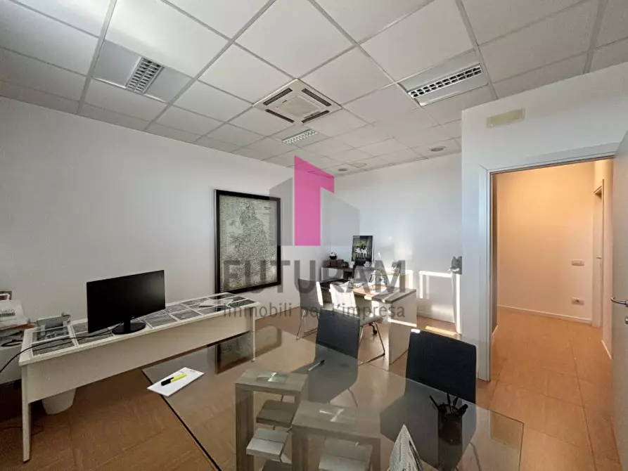 Immagine 11 di Ufficio in vendita  in via Germania a Vigonza