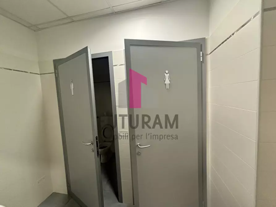 Immagine 17 di Ufficio in vendita  in via Germania a Vigonza
