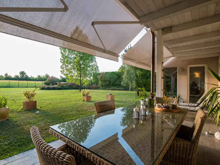 Immagine 34 di Villa in vendita  in via dante alighieri a Ponte San Nicolò