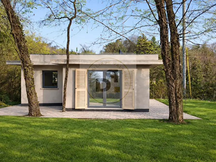 Immagine 3 di Villa in vendita  in VIA BRESCIA a Soiano Del Lago