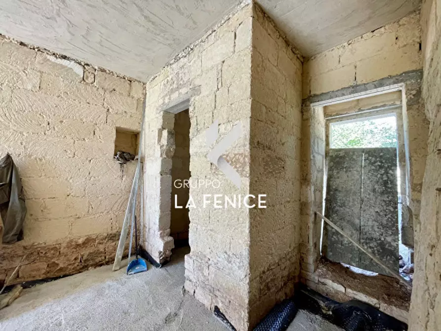 Immagine 38 di Rustico / casale in vendita  in contrada Cupa a Locorotondo