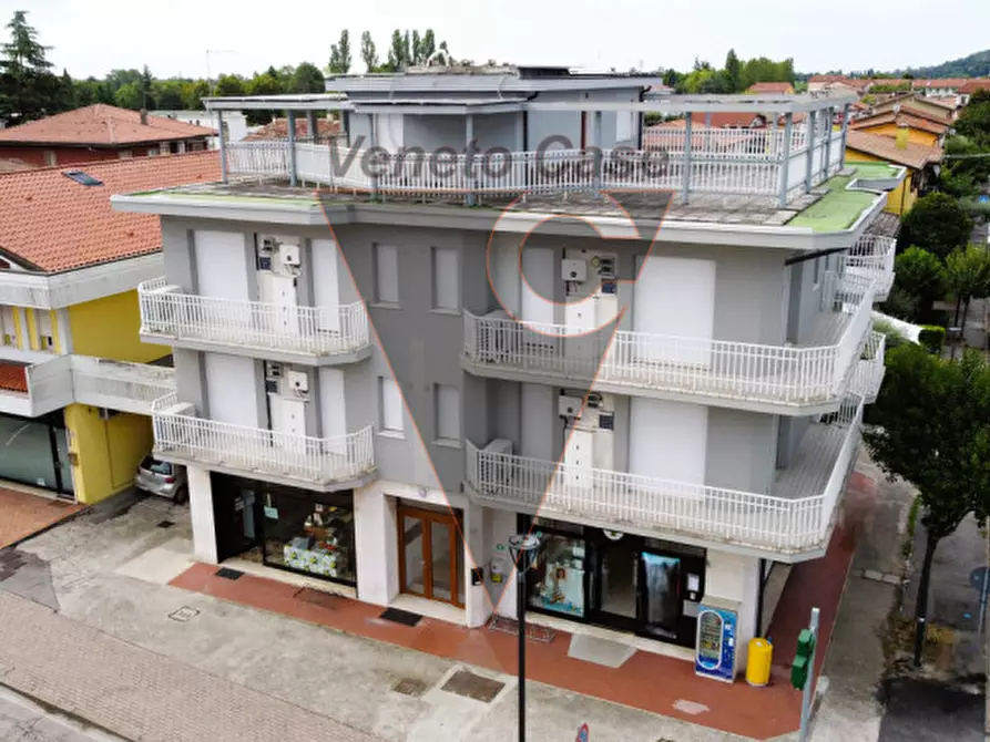 Immagine 1 di Appartamento in vendita  in Via Mezzavia 6 a Montegrotto Terme