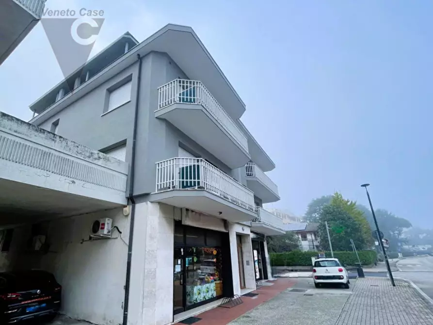 Immagine 10 di Appartamento in vendita  in Via Mezzavia 6 a Montegrotto Terme