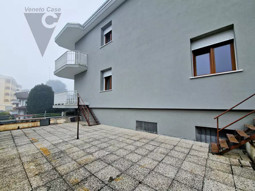 Immagine 11 di Appartamento in vendita  in Via Mezzavia 6 a Montegrotto Terme