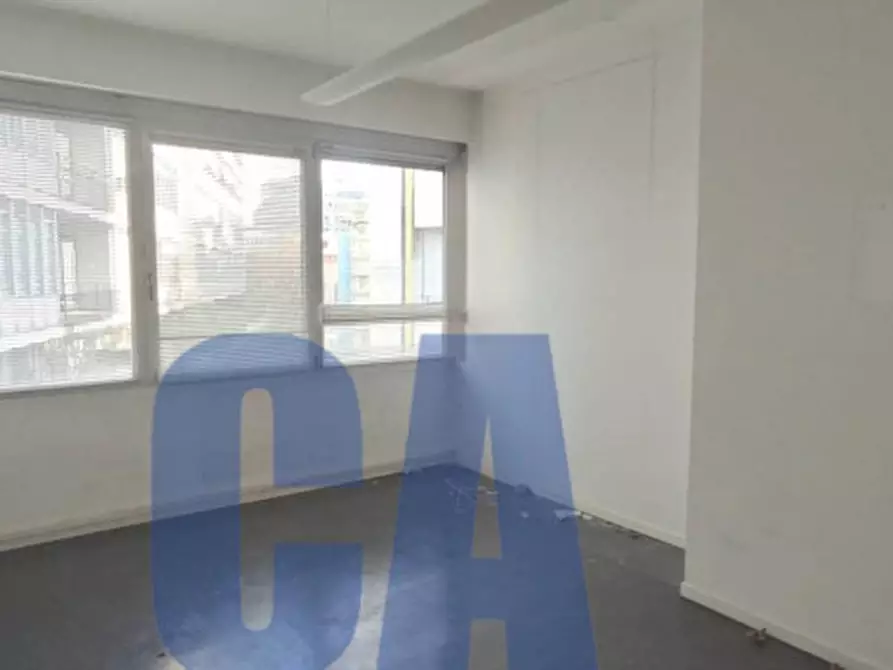 Immagine 10 di Ufficio in affitto  in PIAZZA VELASCA a Milano