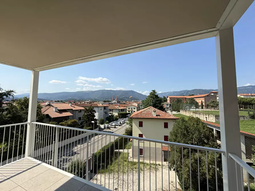 Immagine 2 di Appartamento in vendita  in Via Cereria a Bassano Del Grappa