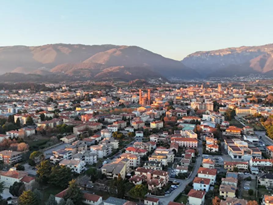 Immagine 2 di Appartamento in vendita  in Via Cereria a Bassano Del Grappa