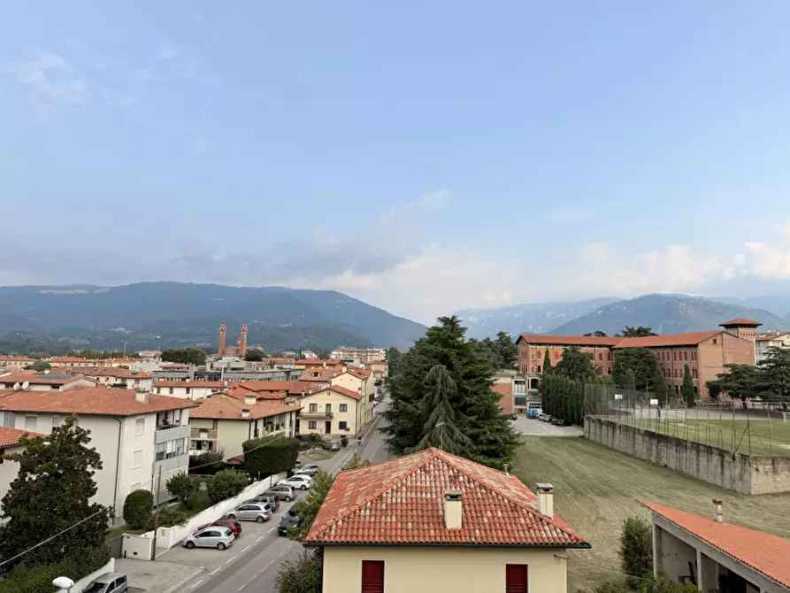Immagine 14 di Attico in vendita  in Via Cereria a Bassano Del Grappa