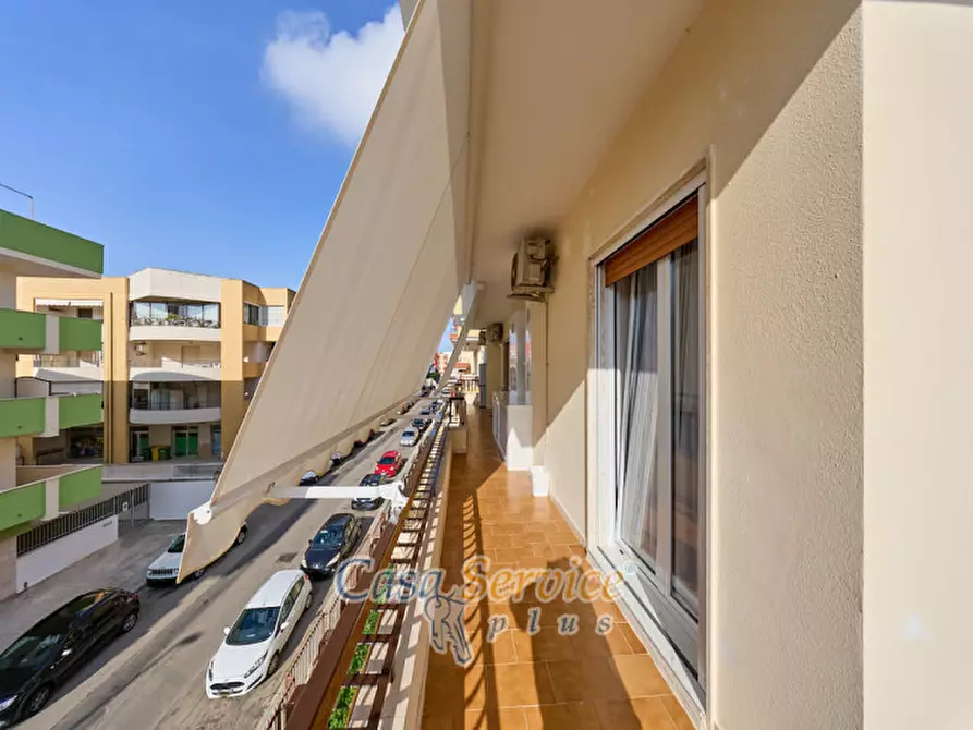 Immagine 43 di Appartamento in vendita  in Via Savonarola a Gallipoli