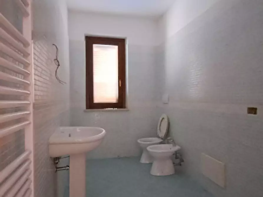 Immagine 7 di Appartamento in vendita  a Passignano Sul Trasimeno