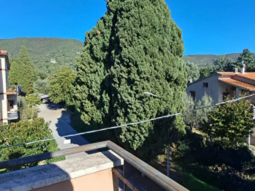 Immagine 6 di Appartamento in vendita  a Passignano Sul Trasimeno