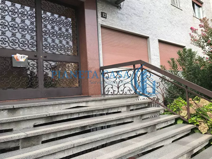 Immagine 15 di Appartamento in vendita  in VIA PERIN DEL VAGA 12 MILANO a Milano