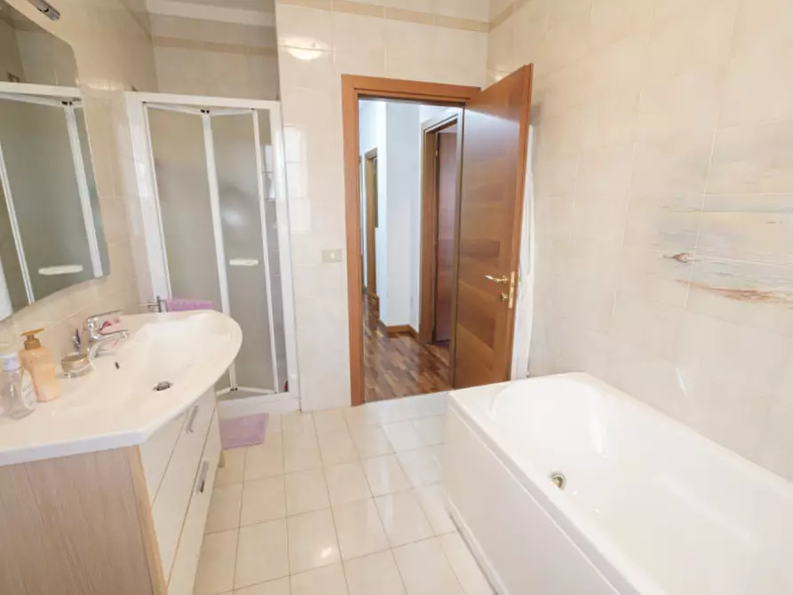 Immagine 31 di Villetta a schiera in vendita  a Cesena