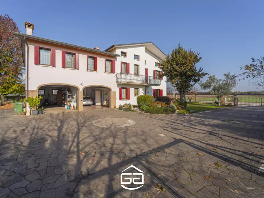 Immagine 2 di Villa in vendita  in Via Roare, 46 a Villaverla