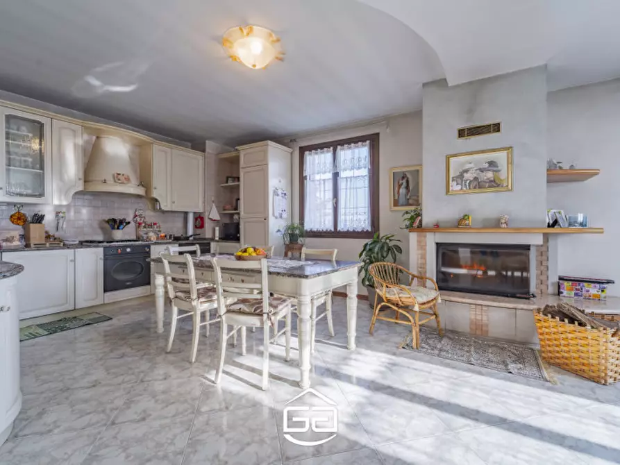 Immagine 40 di Villa in vendita  in Via Roare, 46 a Villaverla