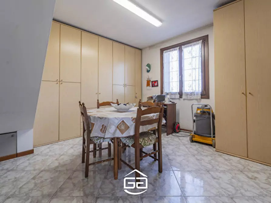 Immagine 49 di Villa in vendita  in Via Roare, 46 a Villaverla