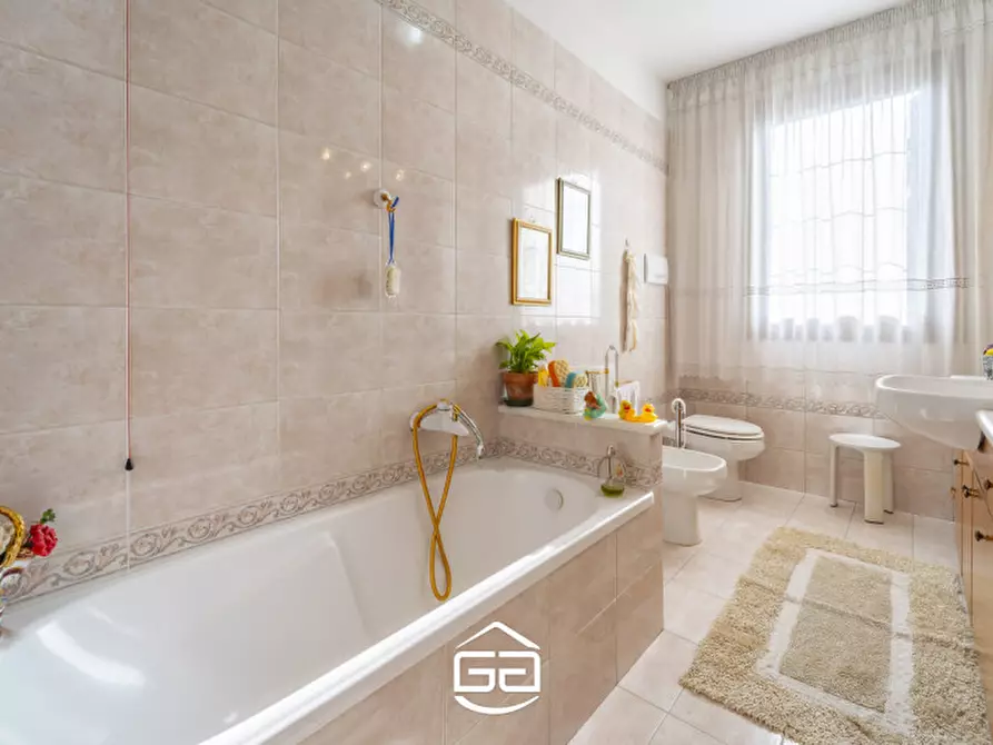 Immagine 54 di Villa in vendita  in Via Roare, 46 a Villaverla