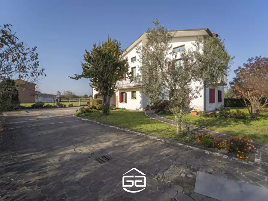 Immagine 70 di Villa in vendita  in Via Roare, 46 a Villaverla