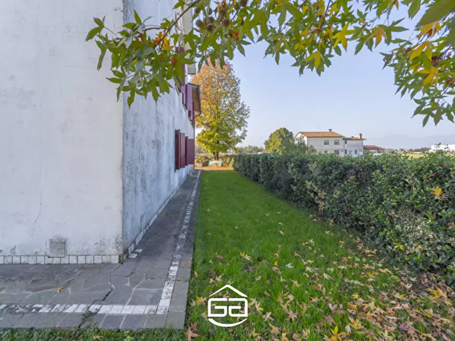 Immagine 73 di Villa in vendita  in Via Roare, 46 a Villaverla