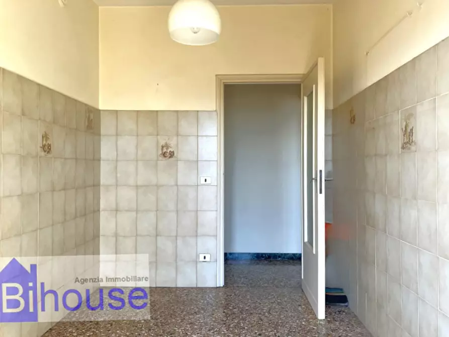 Immagine 6 di Appartamento in vendita  in via gb costanzo a Biella