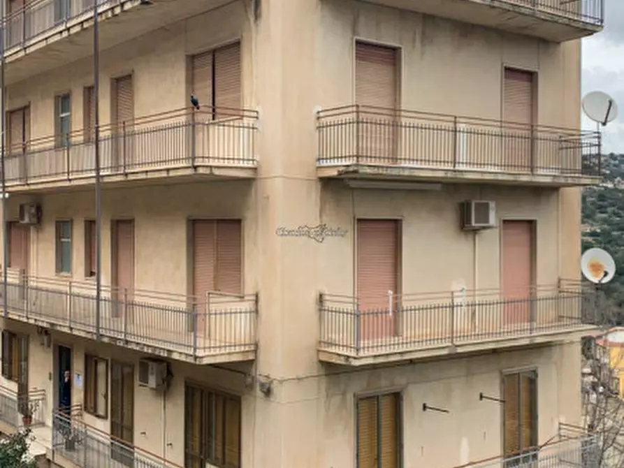 Immagine 2 di Appartamento in vendita  in Via Fontana 188 a Modica