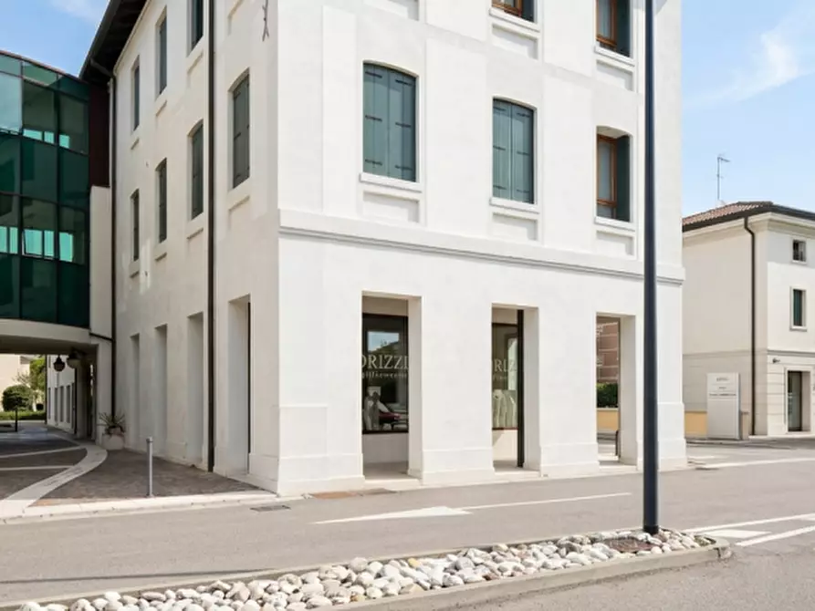 Immagine 10 di Ufficio in vendita  in Via Adige a Motta Di Livenza