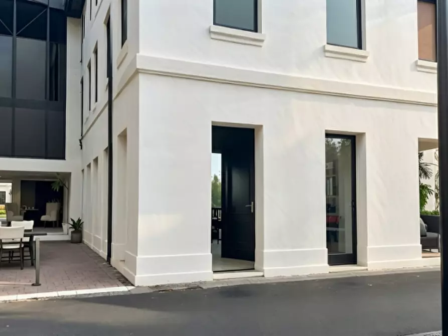 Immagine 11 di Ufficio in vendita  in Via Adige a Motta Di Livenza