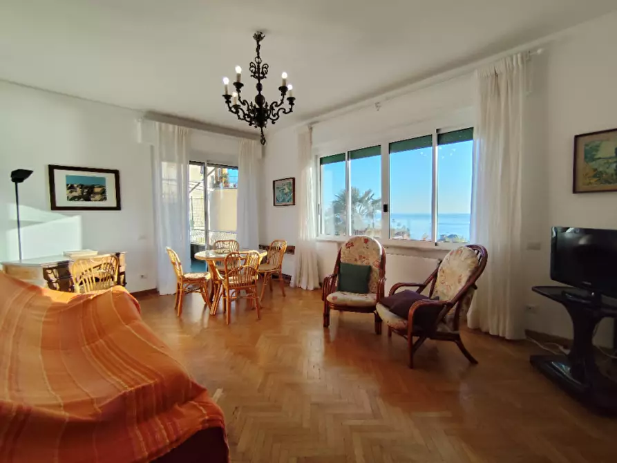 Immagine 13 di Appartamento in affitto  in via bozzo costa a Rapallo