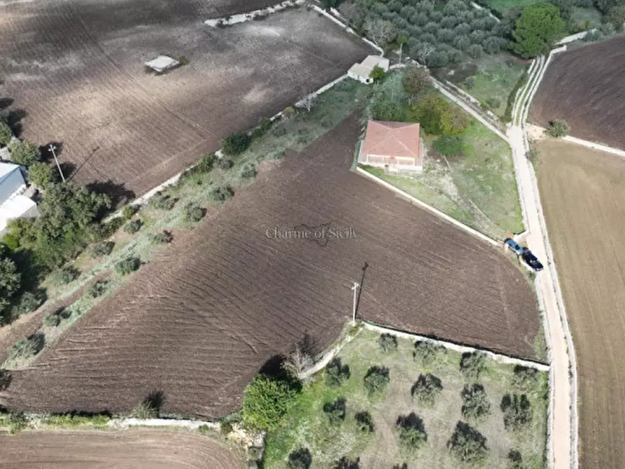 Immagine 8 di Casa indipendente in vendita  in Via Rocciola Scrofani a Modica