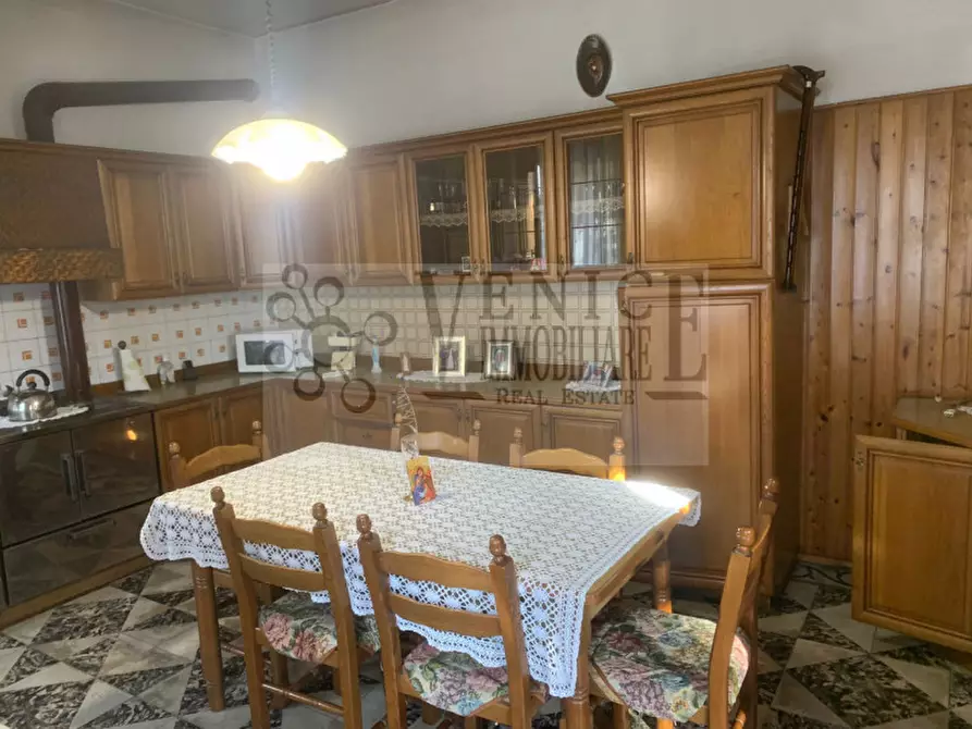 Immagine 3 di Casa bifamiliare in vendita  a Massanzago