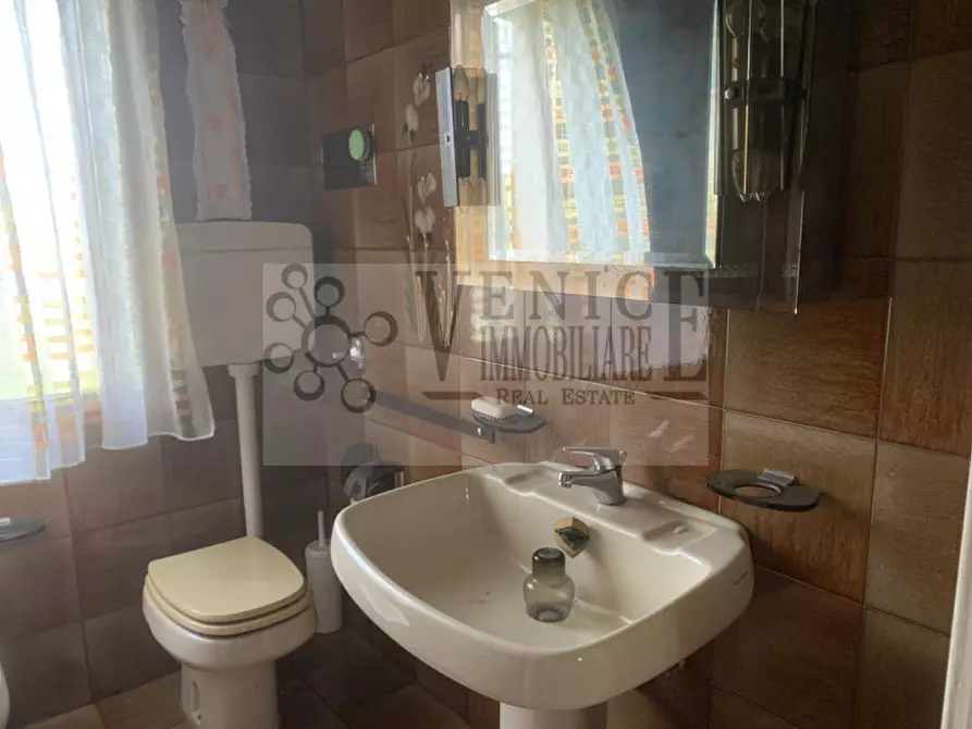 Immagine 10 di Casa bifamiliare in vendita  a Massanzago