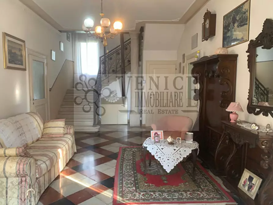 Immagine 1 di Casa bifamiliare in vendita  a Massanzago