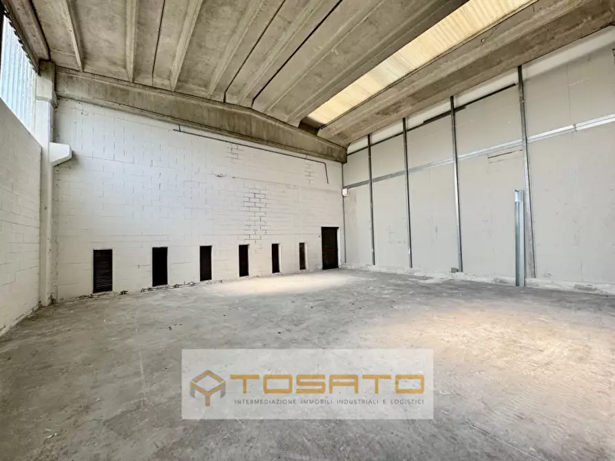 Immagine 3 di Capannone industriale in affitto  a San Giovanni Lupatoto