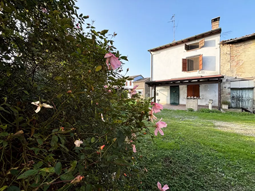 Immagine 2 di Villetta a schiera in vendita  in Loc. Copermio, 24 a Colorno