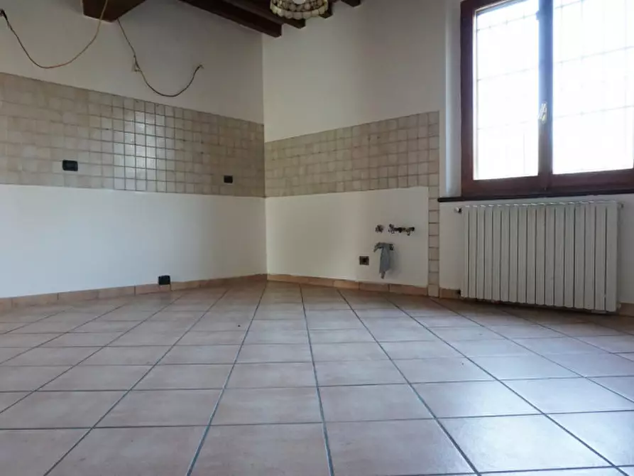 Immagine 22 di Villetta a schiera in vendita  in Loc. Copermio, 24 a Colorno