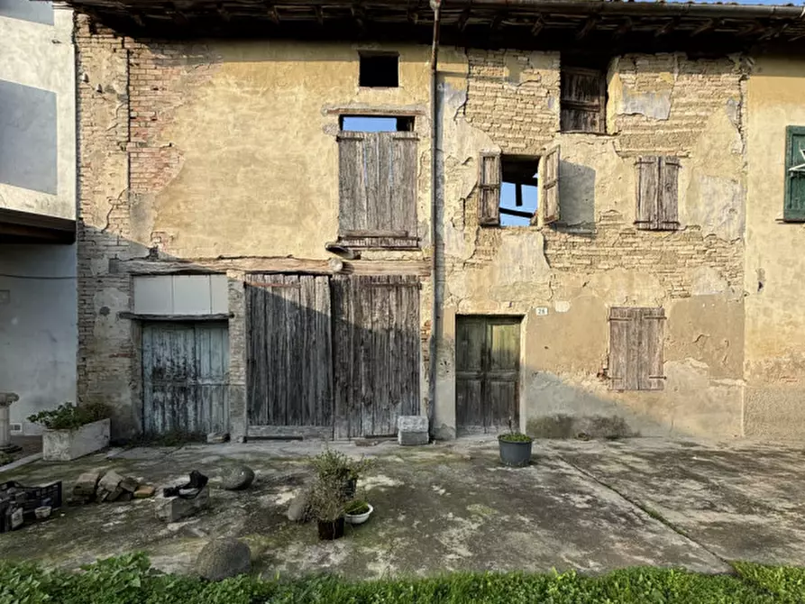 Immagine 39 di Villetta a schiera in vendita  in Loc. Copermio, 24 a Colorno