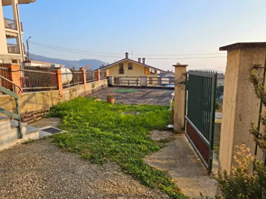 Immagine 9 di Casa bifamiliare in vendita  in via cervera a Colleretto Castelnuovo