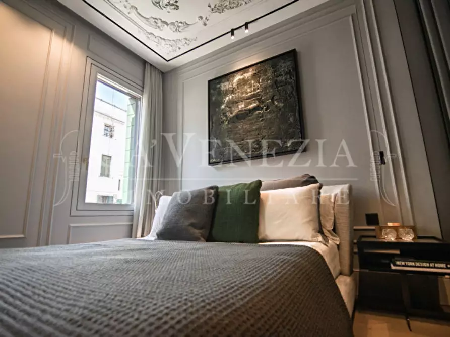 Immagine 22 di Appartamento in vendita  a Venezia