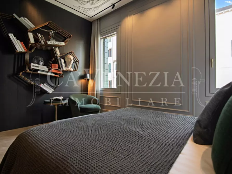 Immagine 27 di Appartamento in vendita  a Venezia