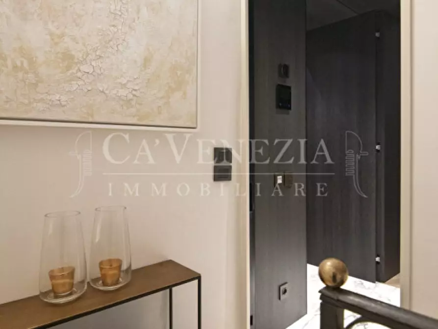 Immagine 40 di Appartamento in vendita  a Venezia
