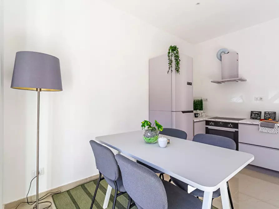 Immagine 8 di Villa in vendita  in Via Bartolomeo Chesi a Roma