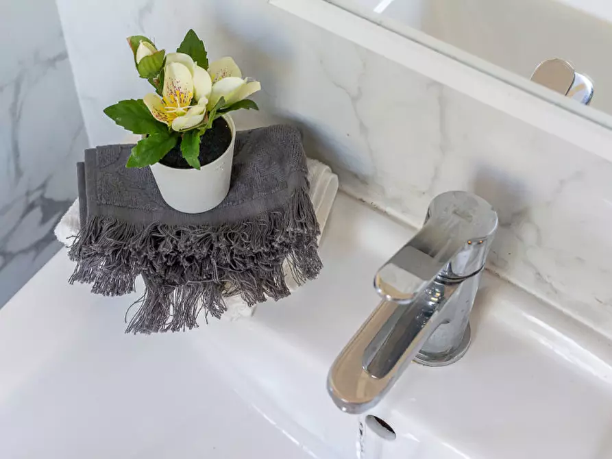 Immagine 22 di Villa in vendita  in Via Bartolomeo Chesi a Roma