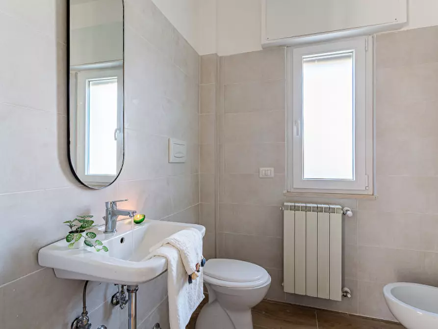 Immagine 40 di Villa in vendita  in Via Bartolomeo Chesi a Roma