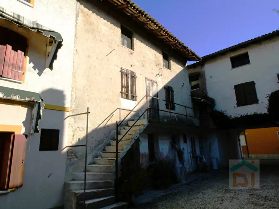 Immagine 1 di Rustico / casale in vendita  in Via Vittorio Emanuele III 48 a Rivignano Teor